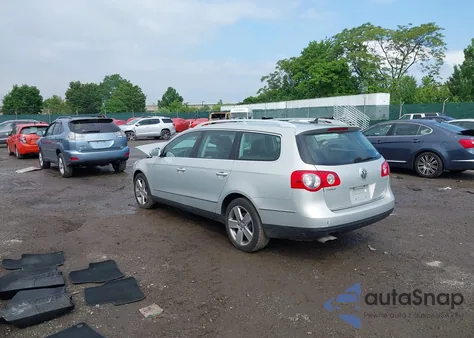 2009 Volkswagen Passat Komfort из США, поврежденный, VIN WVWXK73C69E027467